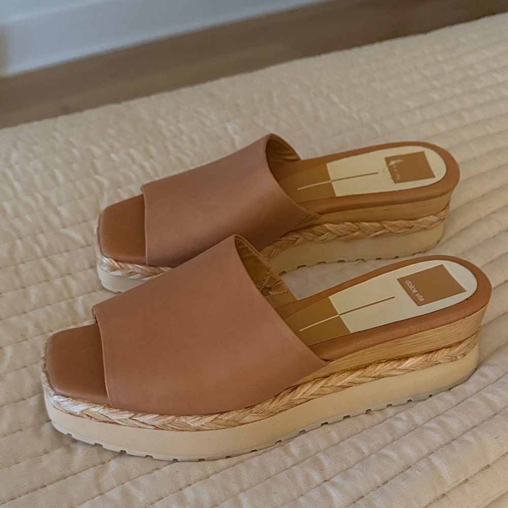 Dolce Vita women's Francy Espadrille Slide Sandal in Ombre Tan size 9.5